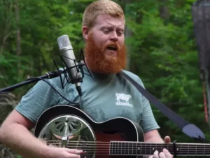 Lirik Lagu "Rich Men North of Richmond" karya Oliver Anthony
