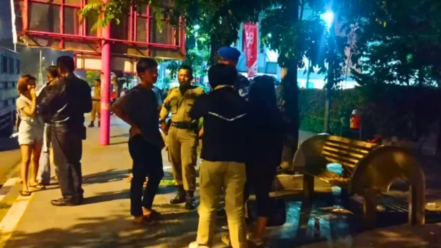 3 Perempuan Diamankan Satpol PP Padang di Jalan Khatib Sulaiman