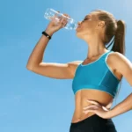 Benarkah Minum Air Bisa Membantu Turunkan Berat Badan?