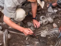 Peneliti Menemukan Makam Dukun Berusia 3.000 Tahun di Peru