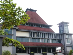 Cekricek.id - Fakultas Peternakan dan Pertanian UNDIP: Peringkat 1 Indonesia dan 84 Dunia Versi EduRank