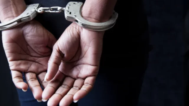 Cekricek.id: Berita Terbaru: Polisi Tangkap Pelaku Perampok Sadis yang Terlibat Pembunuhan di Sumsel