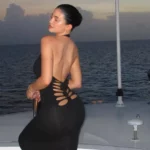 Cekricek.id - Penggemar Nilai Bokong Kylie Jenner Kini Terlihat "Lebih Datar"