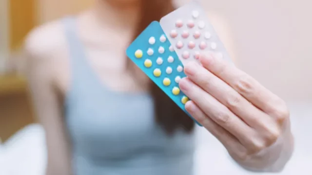 Cekricek.id - Risiko Pembekuan Darah Meningkat dengan Penggunaan Pil KB dan Obat Penghilang Rasa Sakit