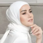 Cekricek.id - Berharap Nikah dengan Brondong Olla Ramlan Bekukan Sel Telur