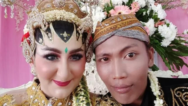 Wanita Bule yang Viral karena Menikah dengan Petugas PPSU Gugat Cerai Suami karena Judi Online