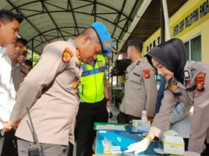 Berita Riau Hari Ini: Polres Kampar Tes Urine Anggota Jelang Pemilu 2024 untuk Pastikan Kesiapsiagaan Personel
