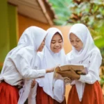 Cekricek.id: Berita Riau Hari Ini: Pendidikan Riau Semakin Maju, Indikator RLS dan HLS Meningkat Setiap Tahun