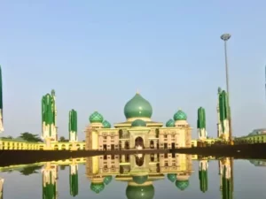 Cekricek.id, Berita Pekanbaru Hari Ini, Berita Riau hari Ini: Agar Menarik Wisatawan, Payung Elektrik Masjid Raya Annur Dikembangkan Setiap Akhir Pekan