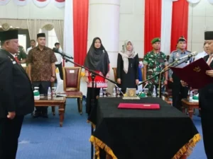 Cekricek.id, Berita Kampar Hari Ini dan Berita Riau Hari Ini: Yusri Resmi Dilantik sebagai Pj. Sekda Kampar