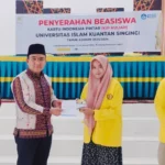 Cekricek, Kuansing Berita Hari Ini dan Berita Riau Hari Ini: Sebanyak 135 mahasiswa Universitas Islam Kuantan Singingi (UNIKS) menerima Beasiswa KIP Kuliah 2023-2027.