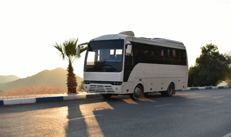 Temukan Sewa Bus Pariwisata Terbaik di Pekanbaru: Panduan Utama Anda