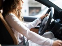 Etika Berkendara saat Menyewa Mobil