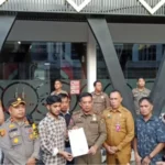 Berita Riau Hari Ini: Satpol PP Pekanbaru Tutup Axelle KTV Diduga Jadi Tempat Transaksi Narkoba