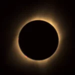 Awan Mendadak Hilang Saat Gerhana Matahari, Pertanda Baik atau Buruk?