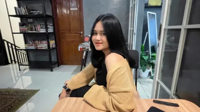 Sentuhan Emosional Sabiella Maris dalam Single Baru "Uneasy"