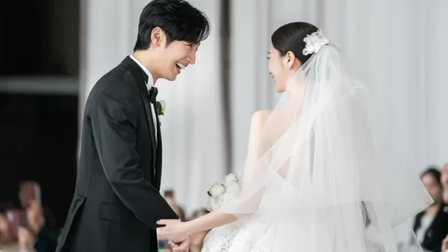 Lee Sang Yeob Resmi Menikahi Sang Pujaan Hati
