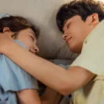 Park Hyung Sik dan Park Shin Hye Kepergok Mesra di Tempat Tidur
