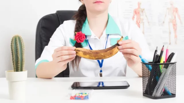 Pria Ini Menderita Ejakulasi Dini yang Disebabkan Kista Langka di Tulang Belakang
