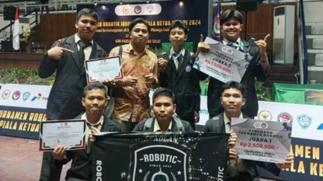 Berita Riau Hari Ini: MAN 1 Kota Pekanbaru, Raih Dua Gelar Juara di Turnamen Robotik Nasional