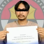 Pengedar narkoba ditangkap oleh Tim Phantom Sat Narkoba Polres Payakumbuh di kediamannya di Kecamatan Situjuh