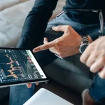 Pola Head and Shoulders, Strategi Trading Crypto yang Harus Dipahami
