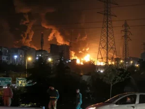Serangan Rudal Iran Hantam Tel Aviv dan Haifa, Korban Berjatuhan