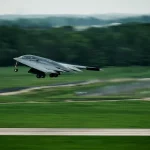 Bomber siluman B-2 Spirit lepas landas dari pangkalan udara Whiteman Missouri untuk operasi militer AS di Iran