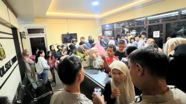 Ratusan Pencari Kerja Padang Jadi Korban Penipuan Lowongan di Basko City Mall