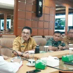 Bupati Solok Selatan Khairunas mengajukan pengembangan jalur pendakian Gunung Kerinci sepanjang 16 km kepada Dirjen KSDAE KLHK untuk meningkatkan ekowisata daerah.