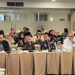 Gubernur Sumatera Barat Mahyeldi saat meluncurkan program Galeh Babelok di Hotel Pangeran Pekanbaru untuk promosi perdagangan pariwisata dan investasi