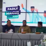 Wali Kota Padang Fadly Amran memimpin rapat persiapan Festival Halal Week di Gedung Putih Rumah Dinas