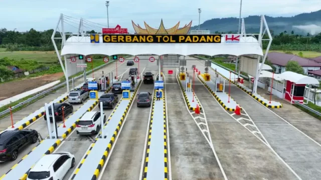 Lebih dari 139 Ribu Kendaraan Gunakan Tol Padang-Sicincin dalam 18 Hari