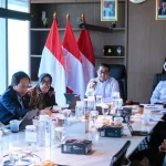 Pertemuan Menteri Ekonomi Kreatif Teuku Riefky Harsya dengan Menteri Transmigrasi Muhammad Iftitah Sulaiman Suryanagara di Jakarta