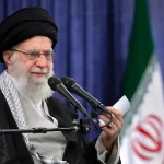 Ayatollah Khamenei Sebut Iran Tidak Akan Tunduk pada Tekanan AS