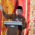 Wakil Wali Kota Padang Maigus Nasir memberikan sosialisasi bahaya napza kepada pemuda di Aula Kantor Camat Pauh