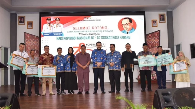 Memperingati Harkopnas ke-78, Pemerintah Kota Padang meluncurkan Koperasi Kelurahan Merah Putih Kota Padang (Foto: Ist)