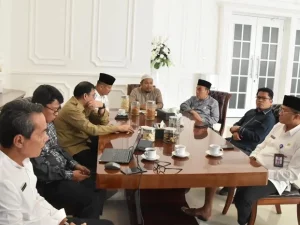 Pemerintah Kota Padang akan meluncurkan aplikasi pemantau salat siswa yang ditujukan bagi seluruh pelajar SD dan SMP di kota tersebut (Foto: Ist)