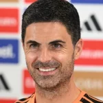 Pelatih Arsenal Mikel Arteta dalam konferensi pers di London Colney