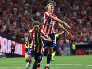 Lee Kang-In merayakan gol Atletico Madrid ke gawang Malaga