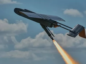 Drone serang jarak jauh FP-1 Ukraina diluncurkan
