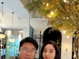 Bada S.E.S. bersama produser Lee Soo Man