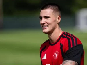Sesi latihan Manchester United di Carrington