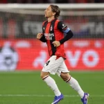 Gelandang AC Milan Luka Modric dalam laga pramusim