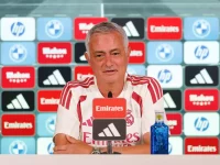 Jose Mourinho dalam konferensi pers jelang laga kontra Espanyol.