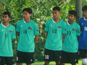 Skuad Garudayaksa FC berlatih selama TC di Solo dan Yogyakarta.