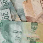 Lembaran uang kertas rupiah berbagai pecahan