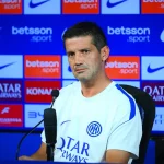 Pelatih kepala Inter Milan, Cristian Chivu, dalam konferensi pers jelang laga pembuka Serie A 2026/2027.