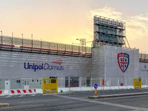 Pintu masuk stadion Unipol Domus milik Cagliari