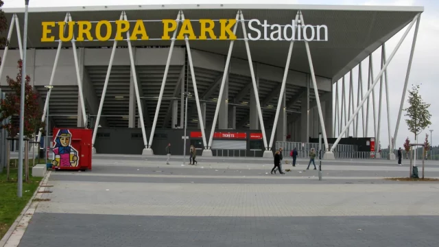 Pintu masuk Europa-Park Stadion di Freiburg